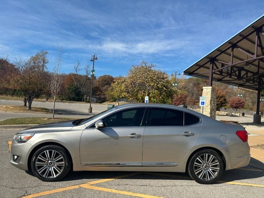 2014 Kia Cadenza Limited