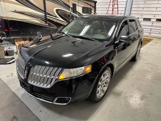 2011 Lincoln MKT