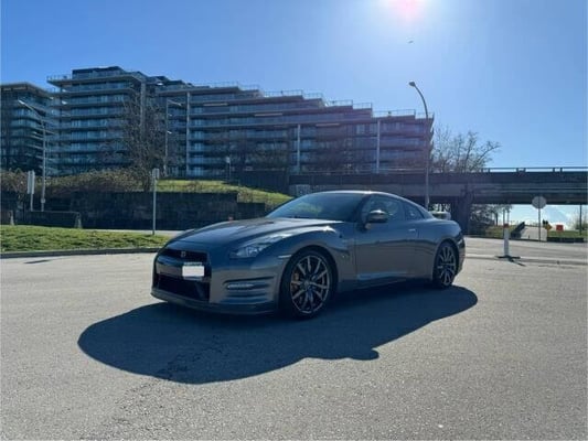 2014 Nissan GT-R Black Edition