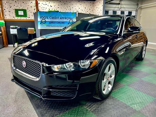 2018 Jaguar XE 25t RWD