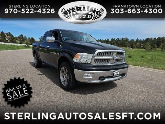 2012 RAM 1500 4WD Crew Cab 140.5" Laramie
