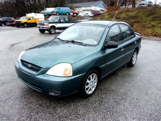 2003 Kia Rio 4dr Sdn Manual