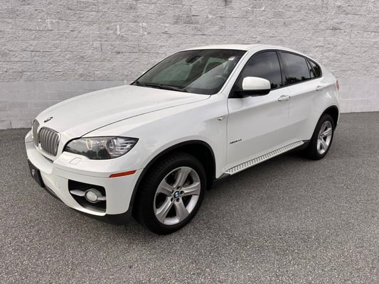 2011 BMW X6 xDrive50i SUV