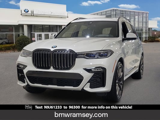 2022 BMW X7 M50i SUV