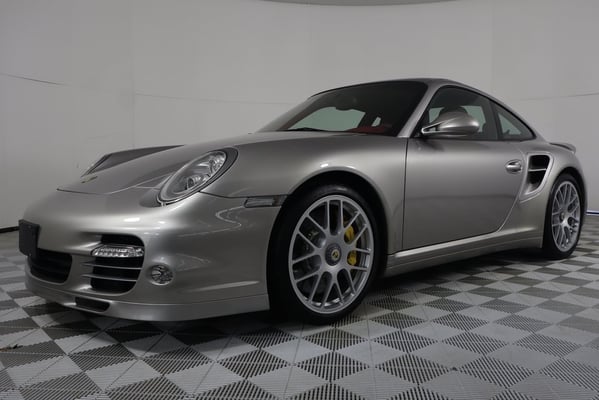 2012 Porsche 911 Turbo S Coupe