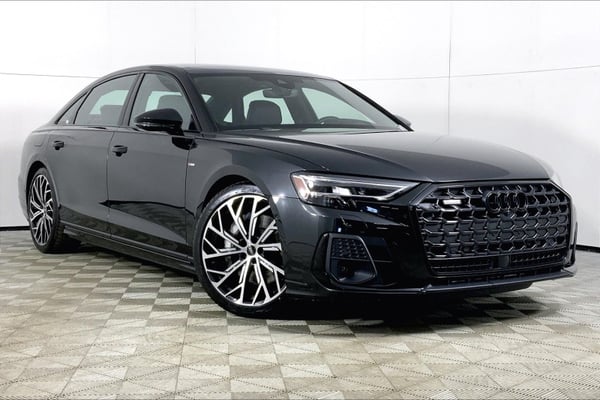 New 2022 Audi A8 L 55 TFSI quattro Sedan