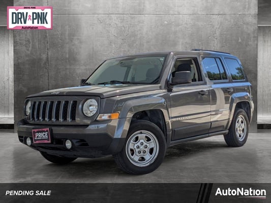 PRE-OWNED 2016 JEEP PATRIOT SPORT