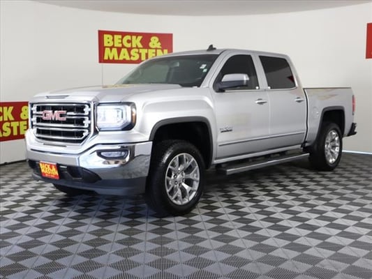 2018 GMC Sierra 1500 SLT RWD 4D Crew Cab