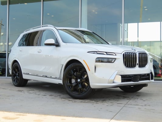 New 2024 BMW X7 xDrive40i