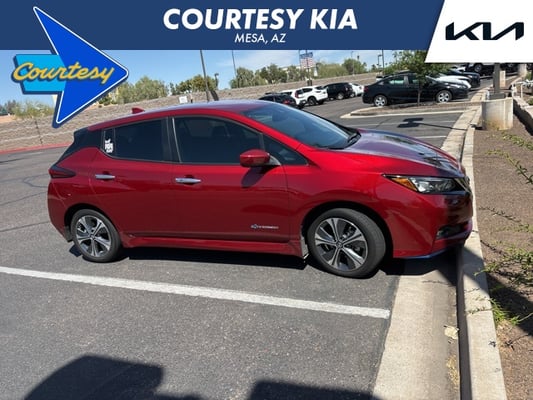 2019 Nissan Leaf SV Plus FWD 4D Hatchback