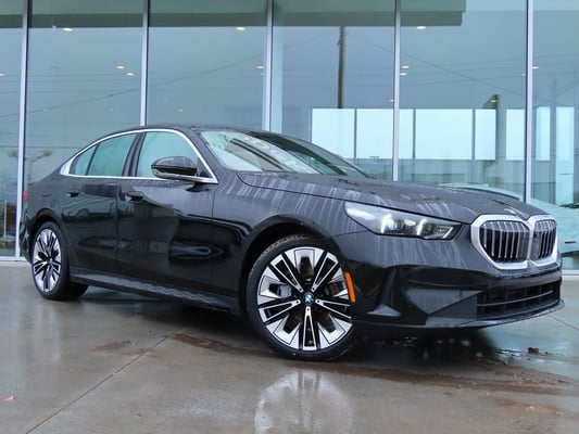 New 2024 BMW 540i xDrive