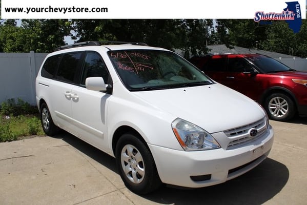 2008 Kia Sedona LX