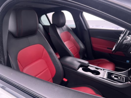 2017 Jaguar XE 35t R-Sport Sedan 4D